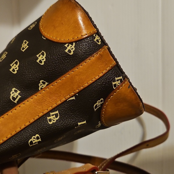 Vintage Dooney & Bourke Black Monogram Canvas Boston Bag - Picture 7 of 12